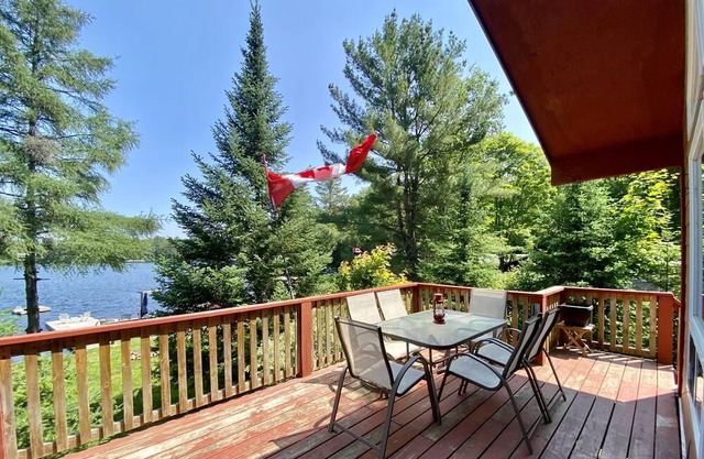 Muskoka Waterfront Cottage on a Quiet Lake