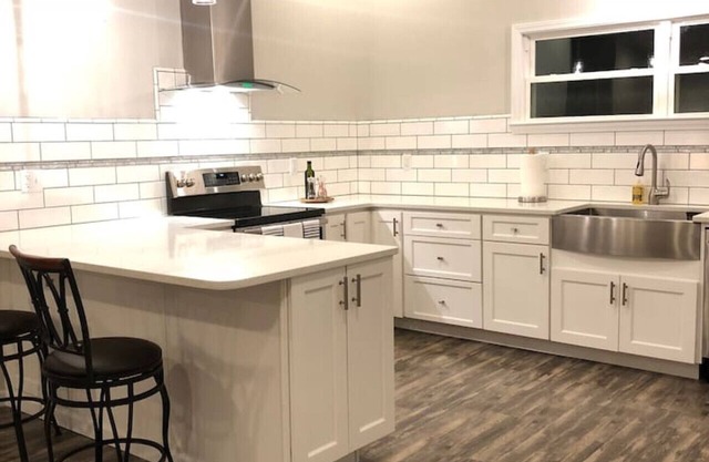 My Brother's Place in Mt Carmel