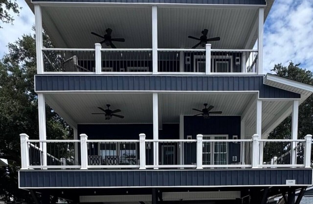 Myrtle Beach Ocean Lakes 5BR Luxury Family Home, 192 Steps to Beach + Free Golf Cart