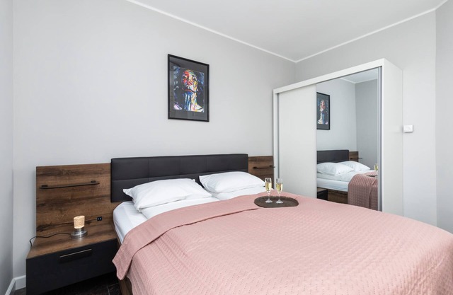 Nadbrzeżna 104G | BeautifulApartment | Air conditioning