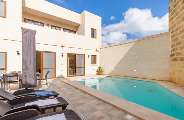 Nadurija, So Nice Gozitan Villa + Pool - Happy Rentals