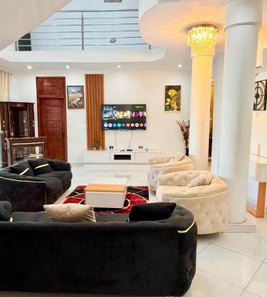 Nanani Luxury Villa
