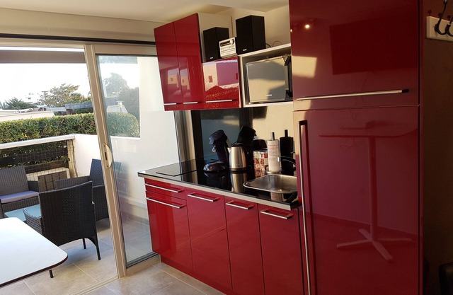 Naturist studio Cap d'Agde, with free WiFi and air condition, near the beach