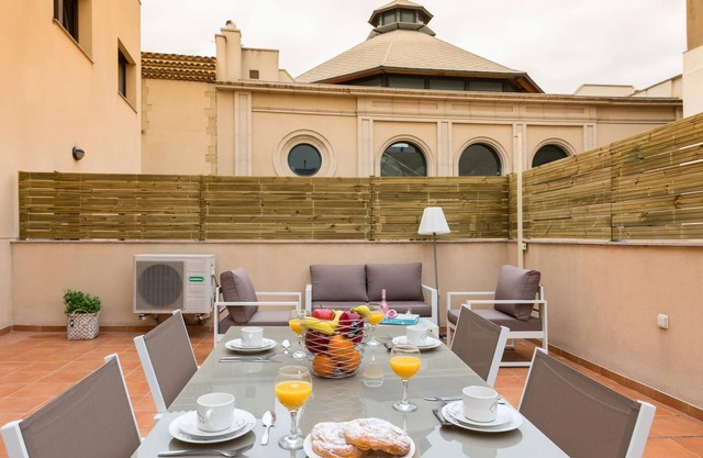 Near Barcelona and next to the beach, Matarolux28