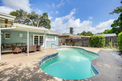 Near Busch Gardens Sunny Florida Retreat with Pool!