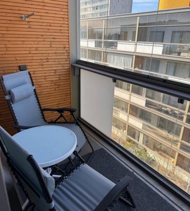 Neat studio apartment near the metro in Espoo