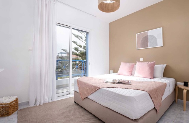Nephele Stylish Townhouse by Nomads