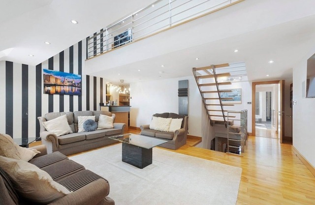 NEW! 4BR in Parkfield Road