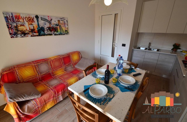 New Apartment 2 bedrooms and pinewood view P2 54