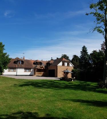 New Bury Cottage near Goodwood