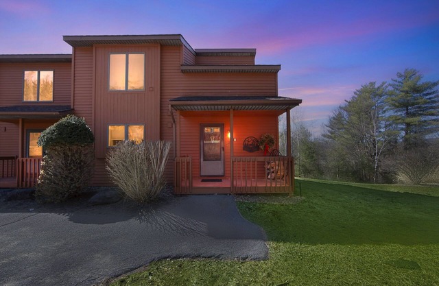 NEW! Fox Lair 29L - Cozy End Unit with Mountain Views by The Summit at Gore Mountain