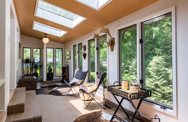 NEW Garden, Modern, Horse Farms, Bourbon, Downtown LUX, Fully Loaded