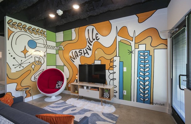 New! Groovy Oasis Near Airport and Downtown Nash!