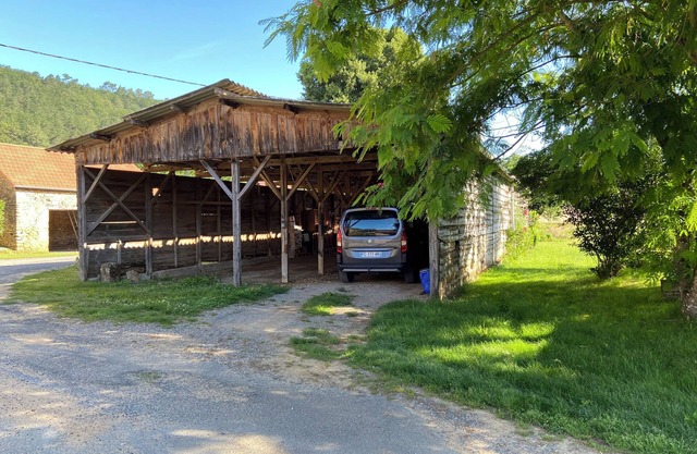 New ground floor apartment in renovated farmhouse on grassed courtyard.