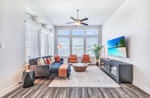 New- Harvest Green- Family Friendly - King bed