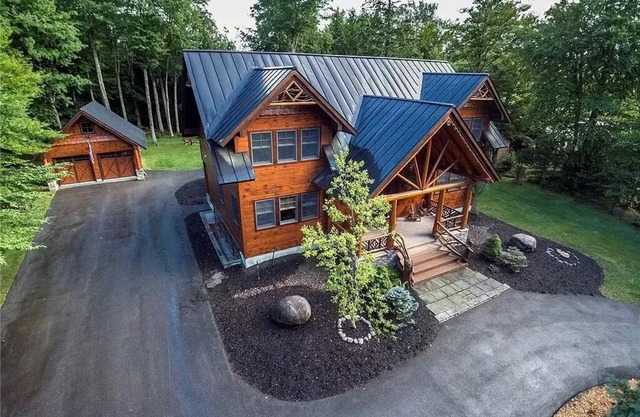 New Large Adirondack Lodge with Pond Waterfront and A/C