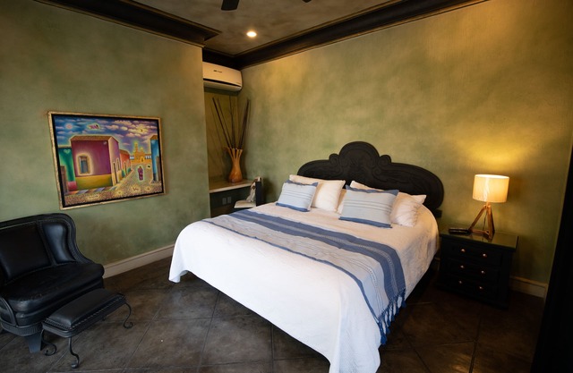 New Listing! Lake Front Suite! Suite 3