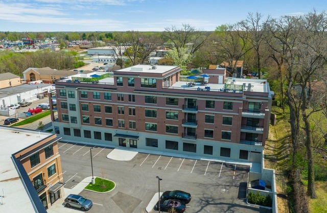 New Notre Dame Condo - Cozy, Roomy, and Ready for Your Booking!