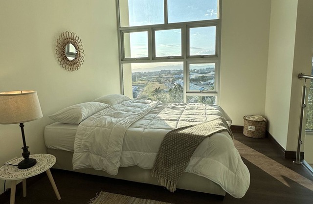 New Penthouse 10 min/Airport-SJO