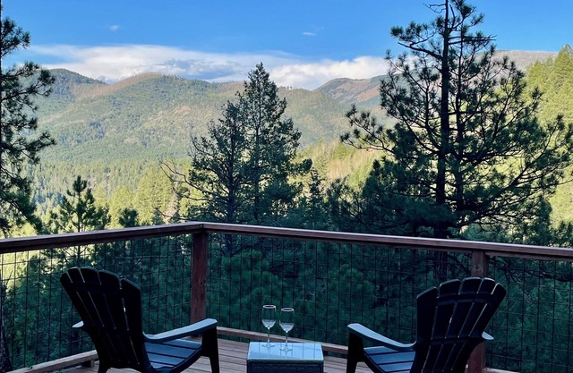 NEW! PREMIER HOST!! Jemez Mountain Comfy Cabin - Great for hunting or relaxing.