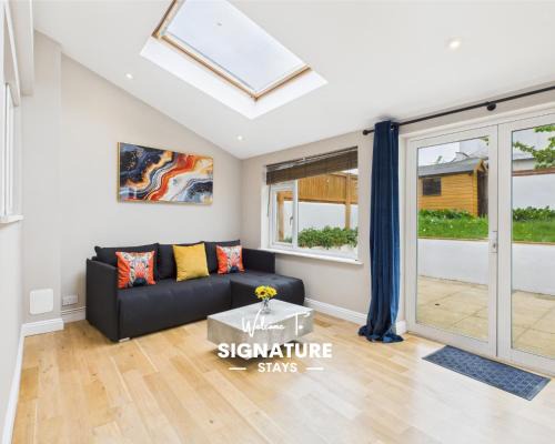 NEW Queens Road Property by Signature Stays