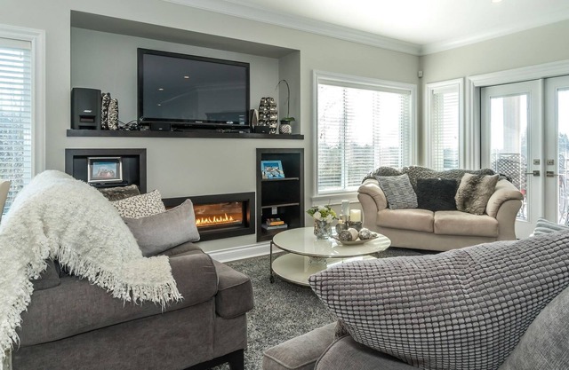 New stunning 4 bedroom home with big backyard