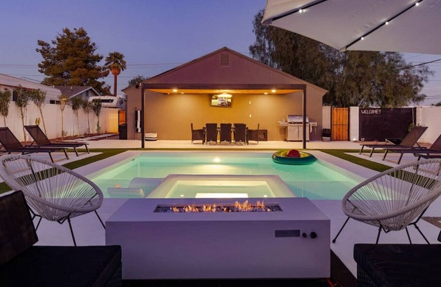 NEW! The Hoover House - Pool, Spa, BBQ, Fire Pit