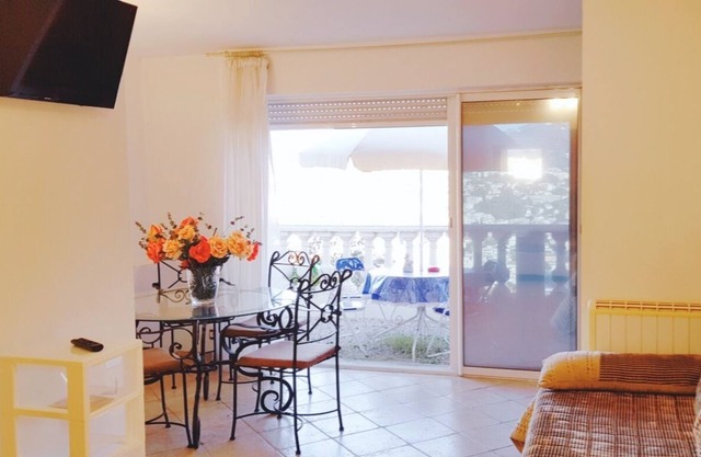 NEW VILLA NICE PROMENADE F1 BIS (2 bedrooms) SEA VIEW GARDEN PARKING QUIET CH