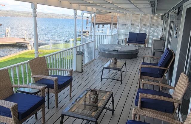 New Winedown Oasis, Spectacular Views-Seneca Lake