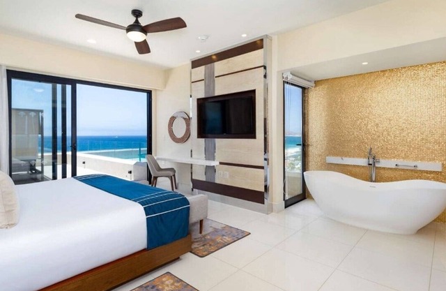 New Year Luxury 2BR3BA Suite Villa La Valencia in Los Cabos