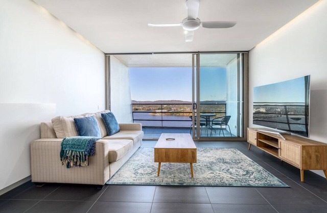 Newa9 · Homey Apt with Dedicated Workspace