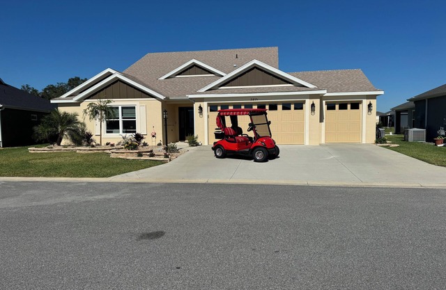 Newer home in the Village of Richmond - 3 Bed, 2 1/2 + Bath- Golf Cart included