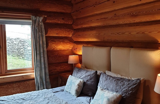 Newland Valley Log Cabins