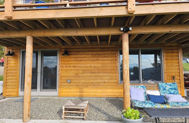 Newly built cedar Log Home overlooking Rangeley Lake with views galore