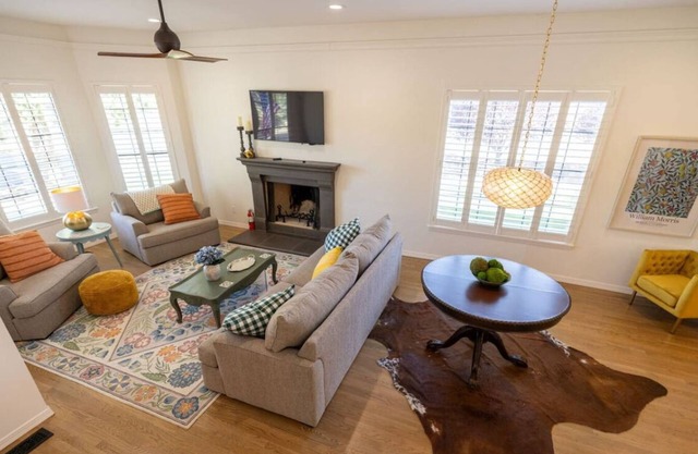 *Newly Listed *Sleeps 14 *Playhouse *WI-FI