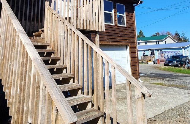 Newly remodeled apartment in Craig, Alaska!