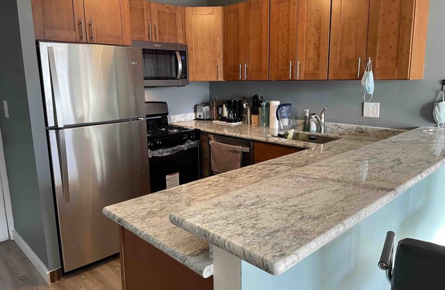 Newly Renovated Waikiki Beach 1 Bedroom/1 Bath Condo