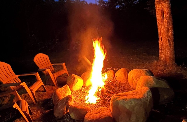 NEWLY RENOVATED WITH PRIVATE DOCK ON WHITE LAKE