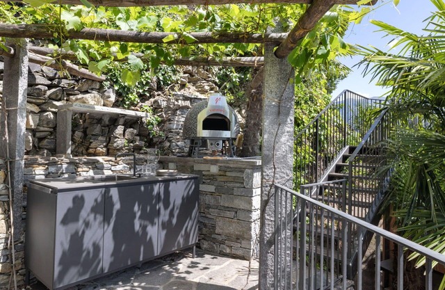 Nice apartment for 4 guests with WIFI, A/C, TV, patio and panoramic view