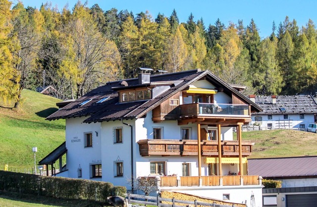 Nice apartment for 4 guests with WIFI, TV, terrace, pets allowed, panoramic view and parking