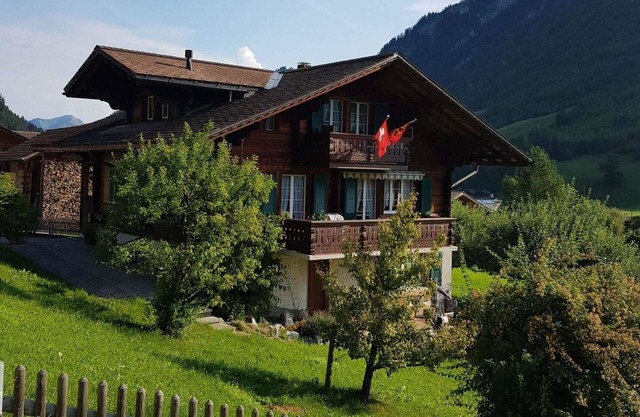 Nice apartment for 4 guests with WIFI, TV and balcony