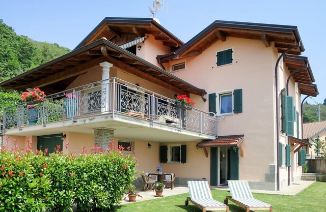 Nice apartment for 4 guests with WIFI, TV and terrace