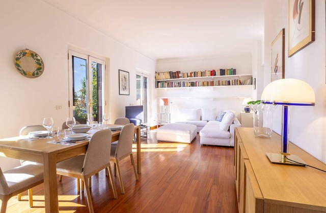 Nice apartment for 4 people with WIFI, A/C, TV and terrace