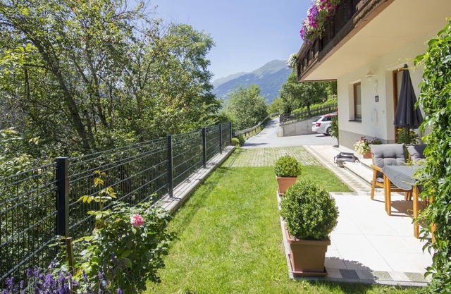 Nice apartment for 4 people with WIFI, TV, panoramic view and parking