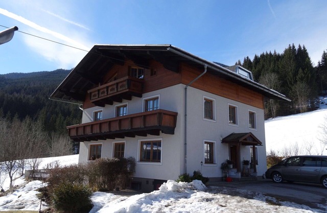 Nice apartment for 6 people with TV and balcony