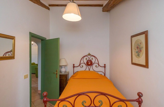 Nice apartment for 7 people with WIFI and TV