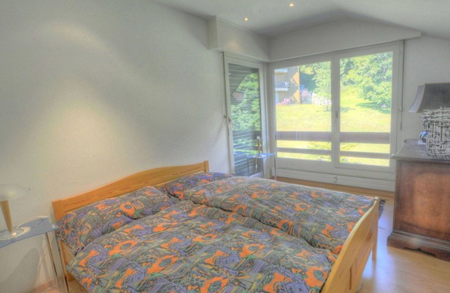 Nice apartment for 8 guests with hot tub, TV and balcony