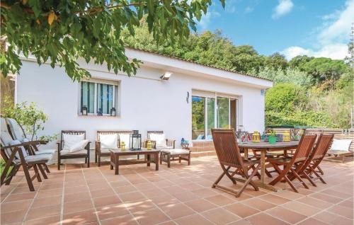 Nice Home In St Cebrià De Vallalta