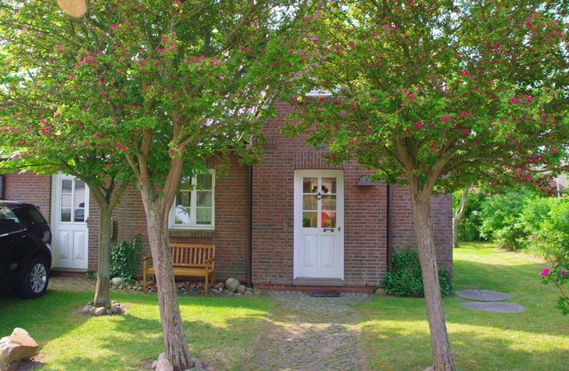 Nice home in Dithmarschen with WiFi