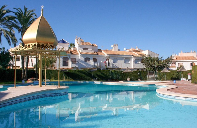 Nice home in Santa Pola with WiFi